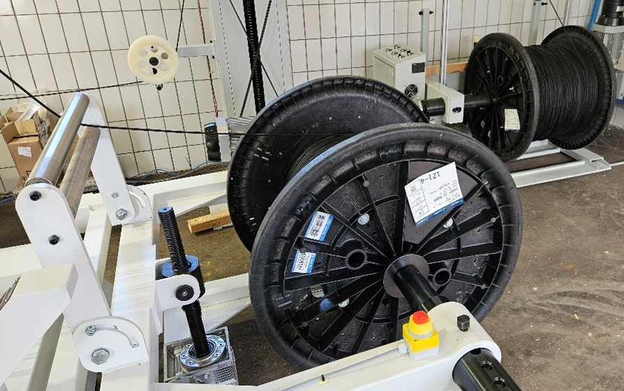 Ablängen von H1Z2Z2-K Solarkabel von 5000m Trommeln